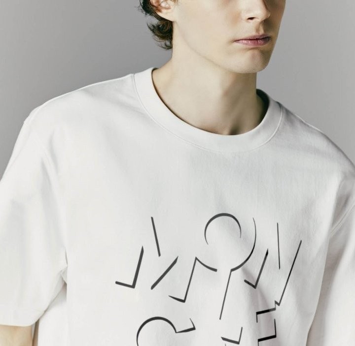 몽클레어 라인워크 반팔티