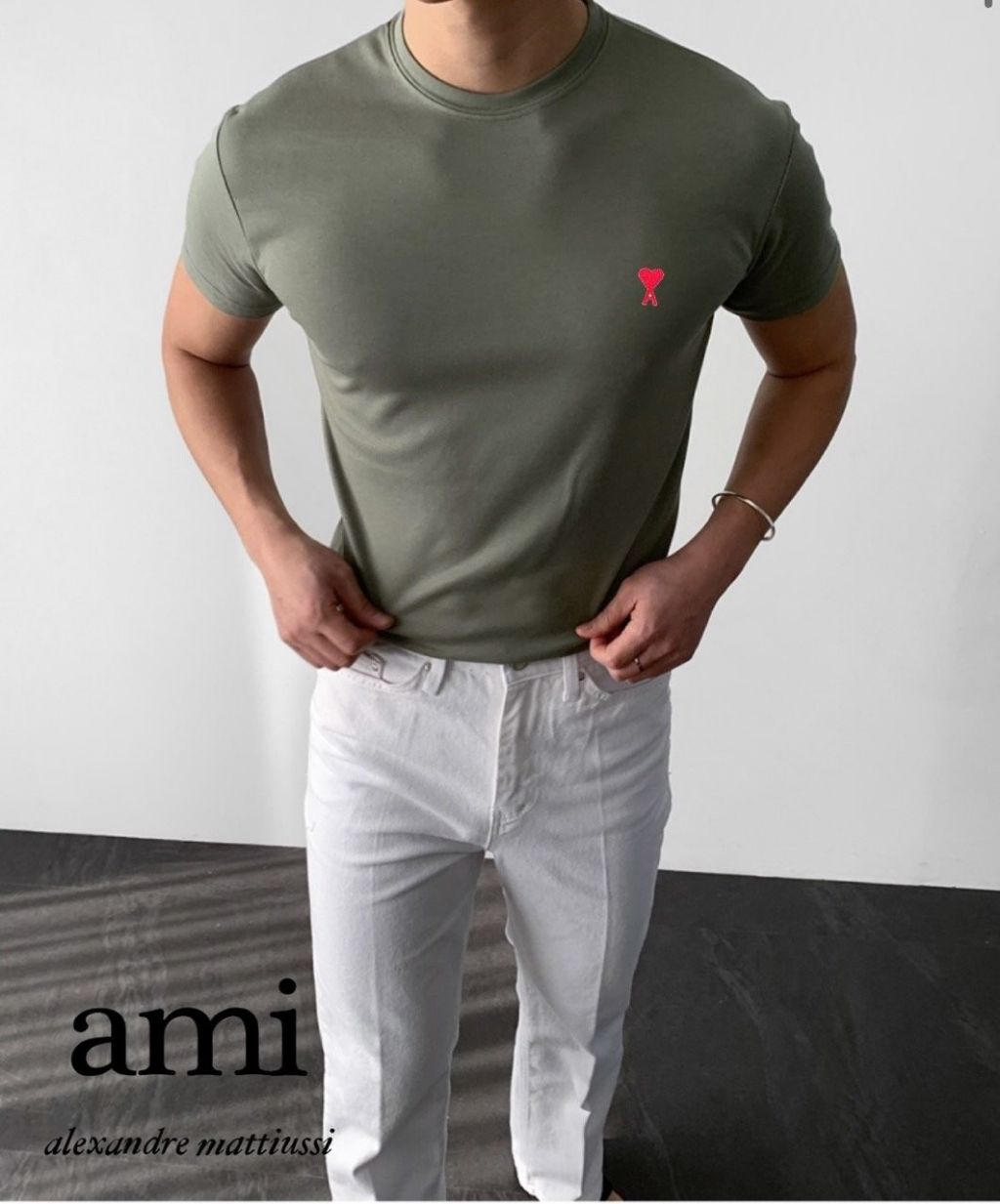 아미 하트 로고 머슬핏 반팔티