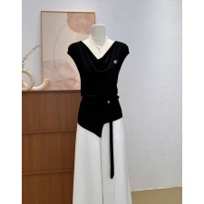 셀린느 여성 트리옹프 언발 버튼 끈 니트 나시