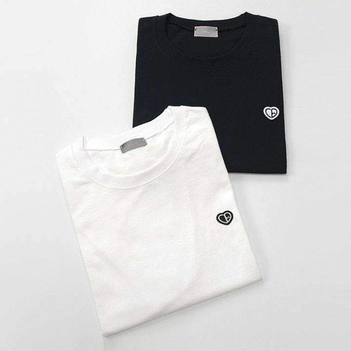 디올 하트 패치 라운드 반팔티