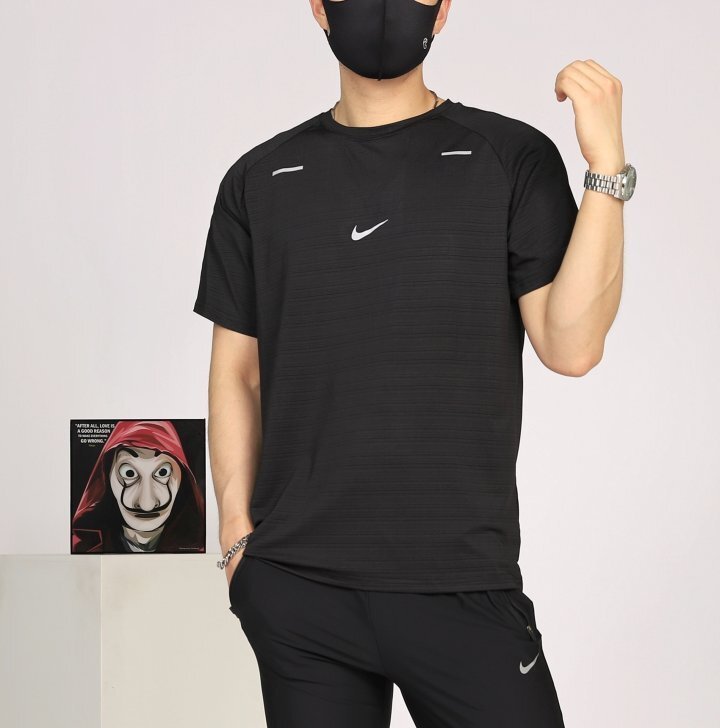 나이키 어깨 포인트 냉각 기능성 반팔티