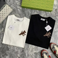 에르메스 말 자수 반팔티