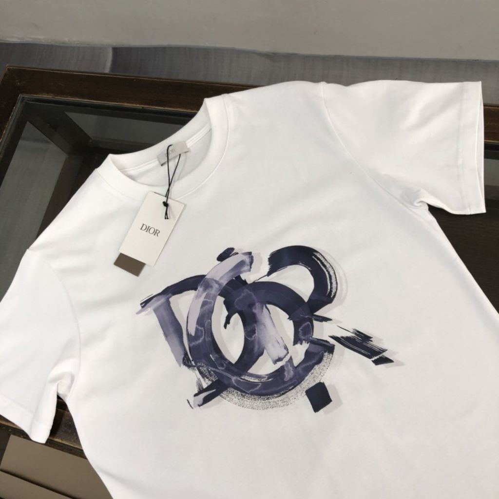 디올 스케치 프린팅 반팔티