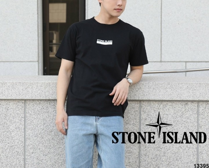 스톤아일랜드 블랙 스퀘어 반팔티