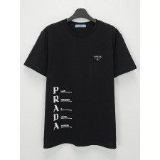 프라다 영문 로고 플레이트 반팔티