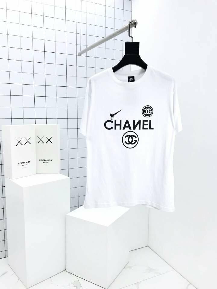 샤넬 X 나이키 콜라보 반팔티