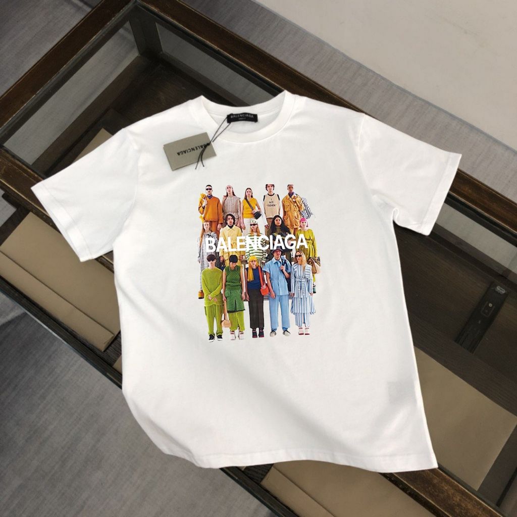 발렌시아가 레스트 패밀리 반팔티