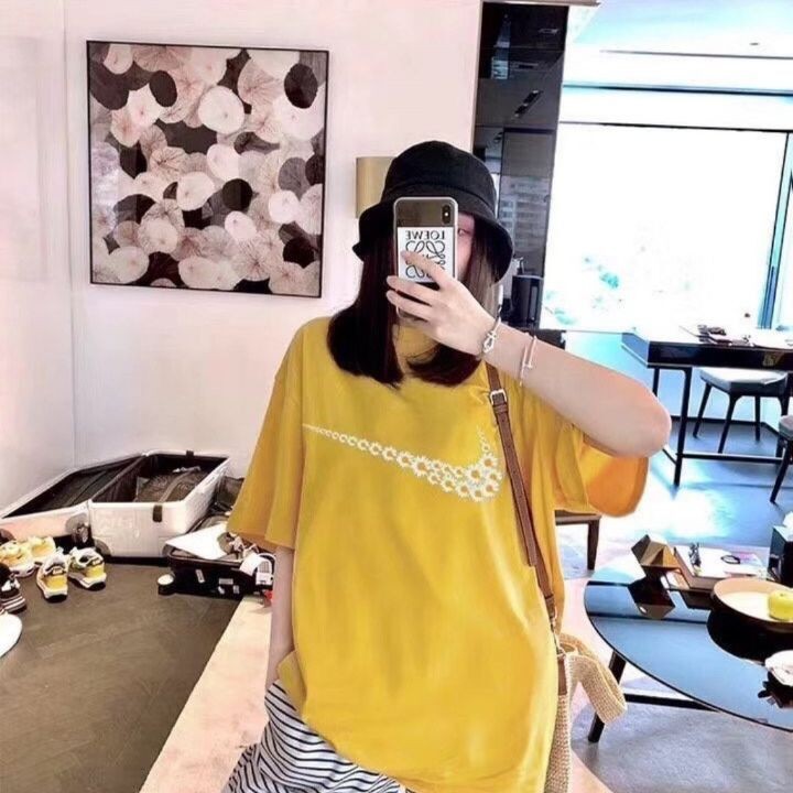 나이키 X 피스마이너스원 콜라보 데이지 반팔티