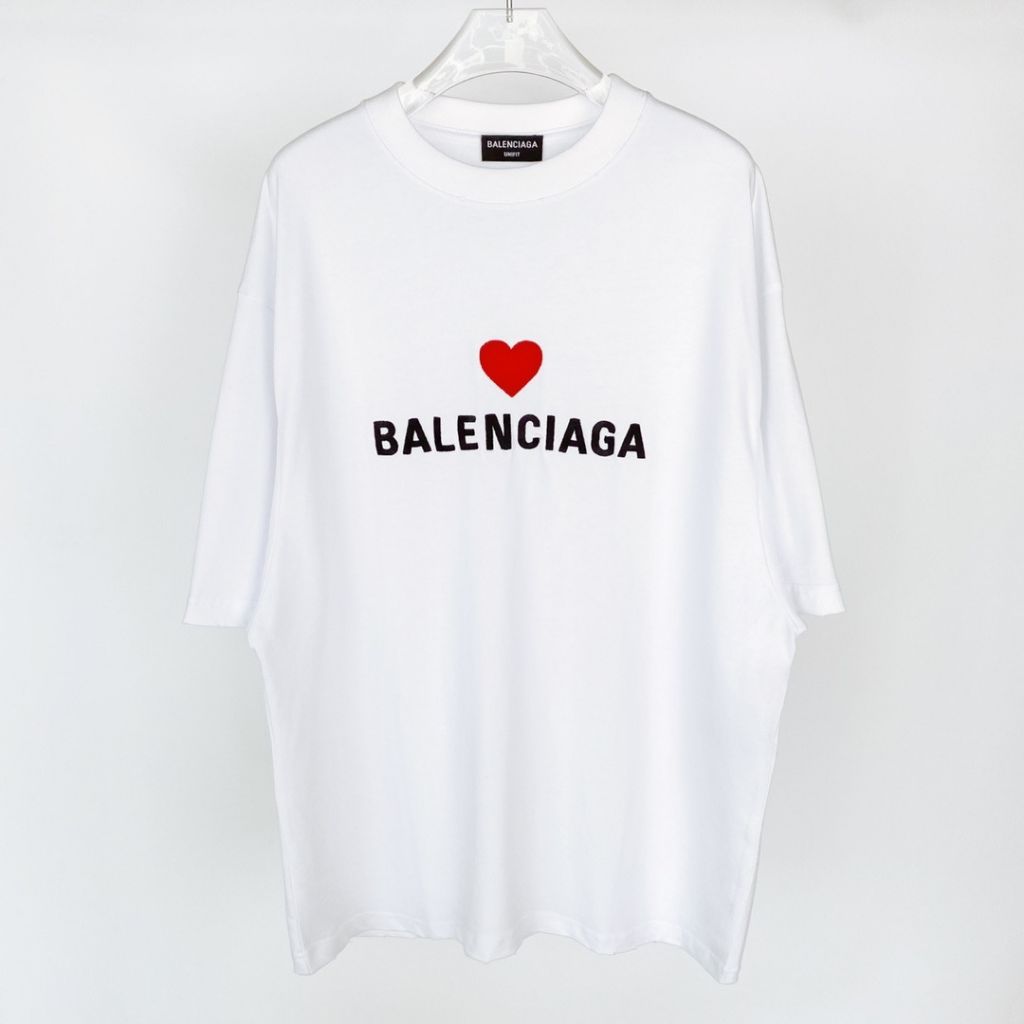 발렌시아가 단작 하트 반팔티