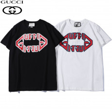 구찌 메탈 로고 원형 나염 반팔티