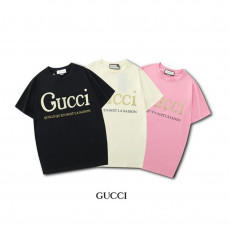 구찌 Gucci 골드 프린팅 반팔티