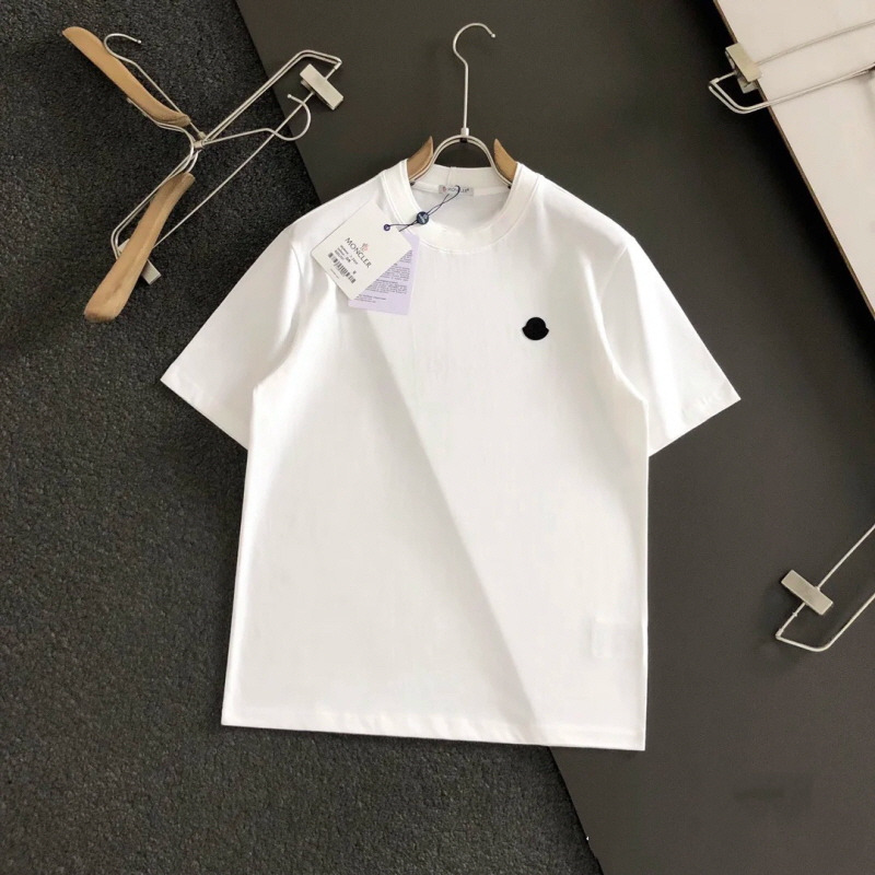 몽클레어 블랙 와펜 스몰 패치 반팔티