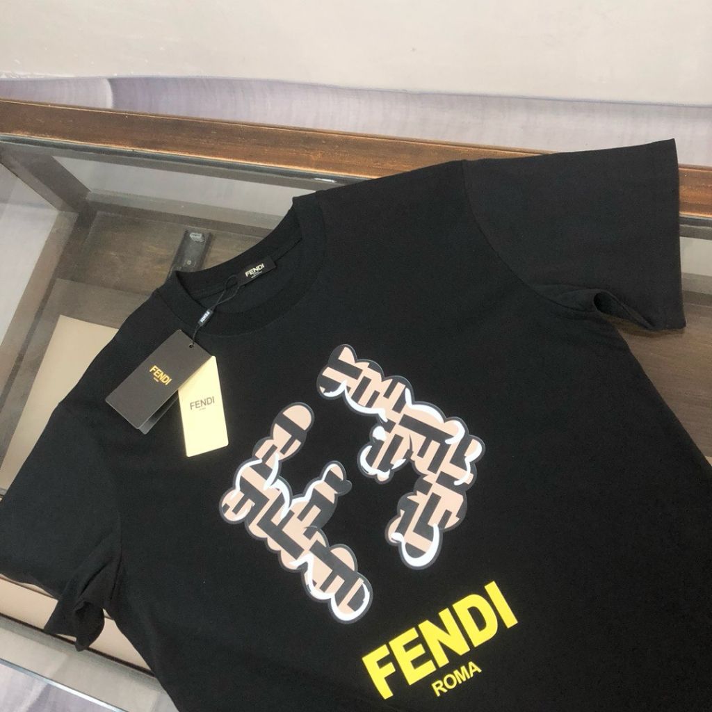 펜디 뭉게 로고 반팔티