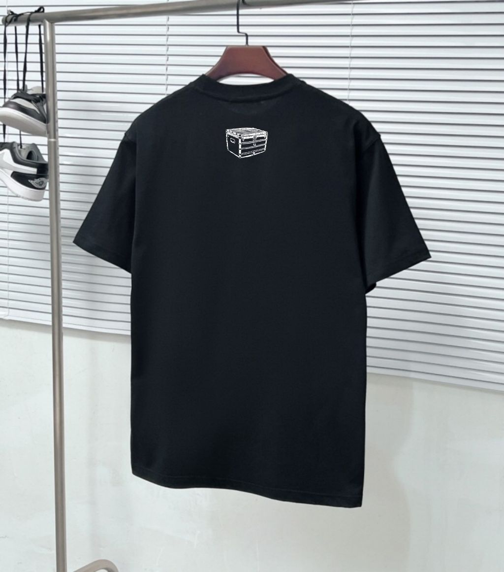 루이비통 망치 반팔티