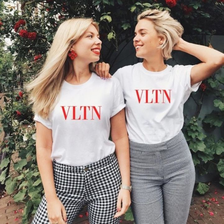 발렌티노 VLTN 레드 나염 라운드 반팔티