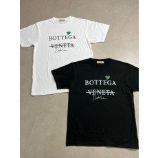 보테가베네타 그린 하트 레터링 반팔티