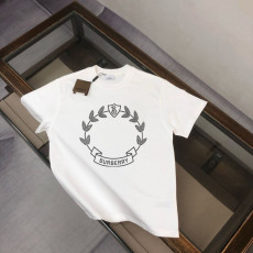 버버리 월계관 반팔티