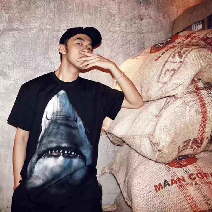 지방시 샤크 반팔티