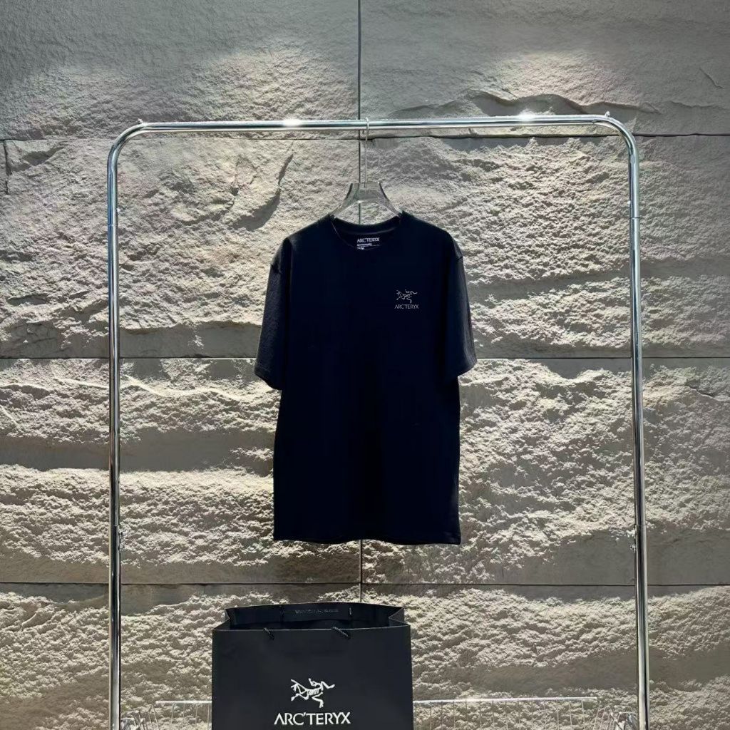 아크테릭스 원형 나염 반팔티