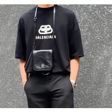 발렌시아가 언느 반팔티