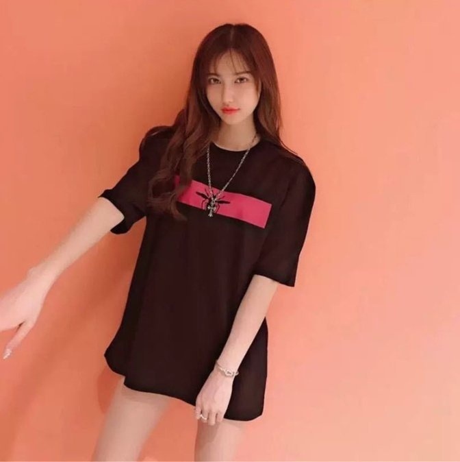 디올 벌 나염 라운드 반팔티