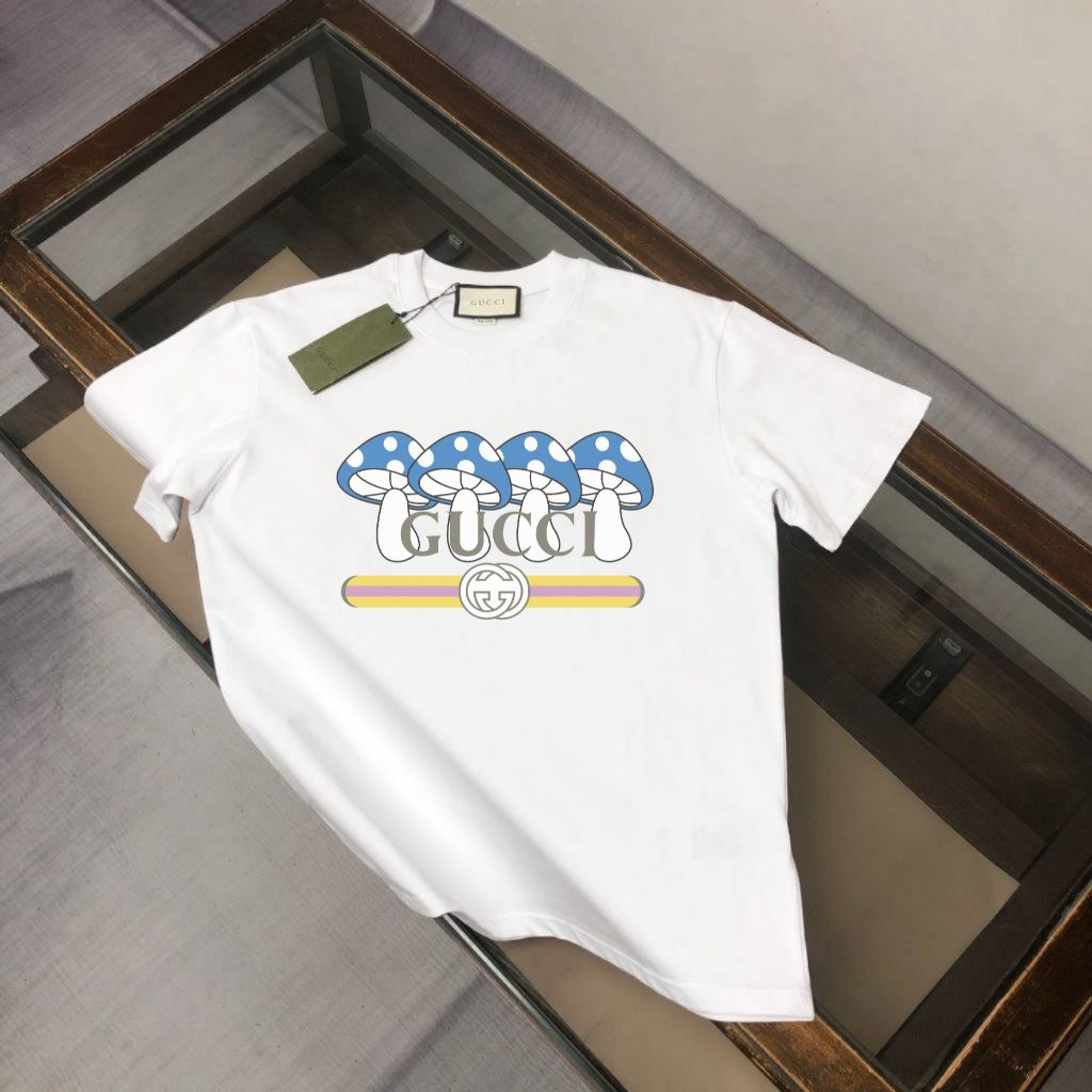 구찌 버섯 프린트 스웨트 반팔티