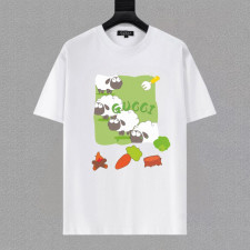 구찌 양과 당근 반팔티