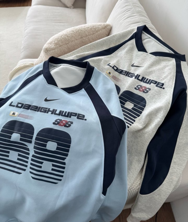 나이키 68 맨투맨