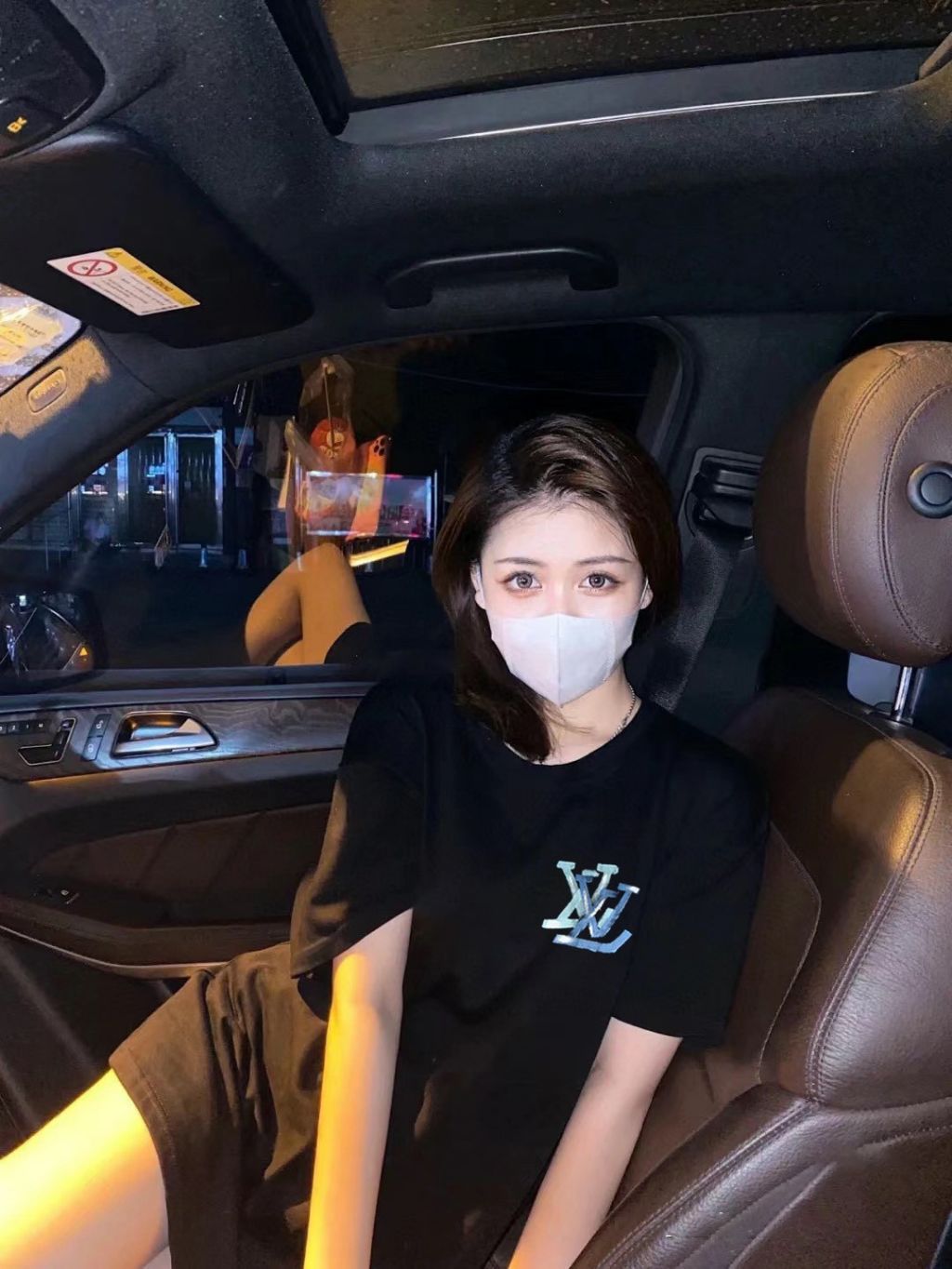 루이비통 자카드 레인보우 핸드 페인팅 반팔티