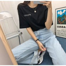 디스커버리 스몰 자수 반팔티