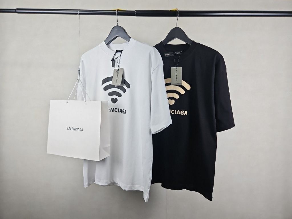 발렌시아가 Wi-Fi 라운드 반팔티