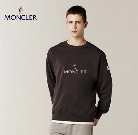 몽클레어 로고 엠보싱 맨투맨