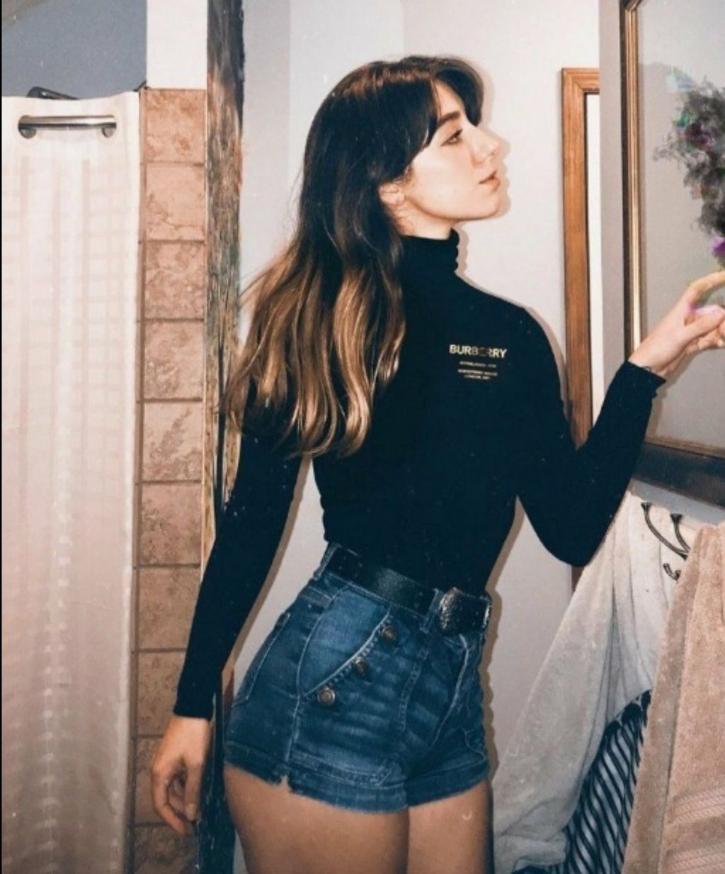 버버리 호스페리 골드 나염 터틀넥 니트