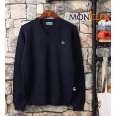 몽클레어 블랙 오뚜기 시그니처 브이넥 니트