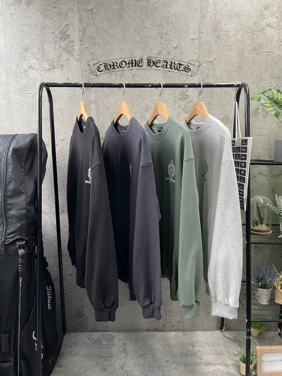 크롬하츠 데블 로고 맨투맨