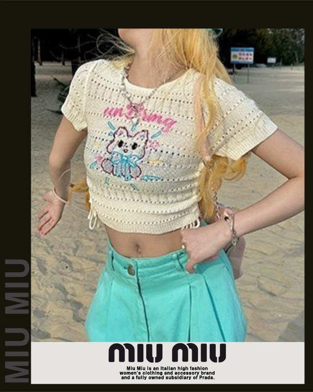미우미우 여성 1379 야옹이 자수 크롭 반팔 니트