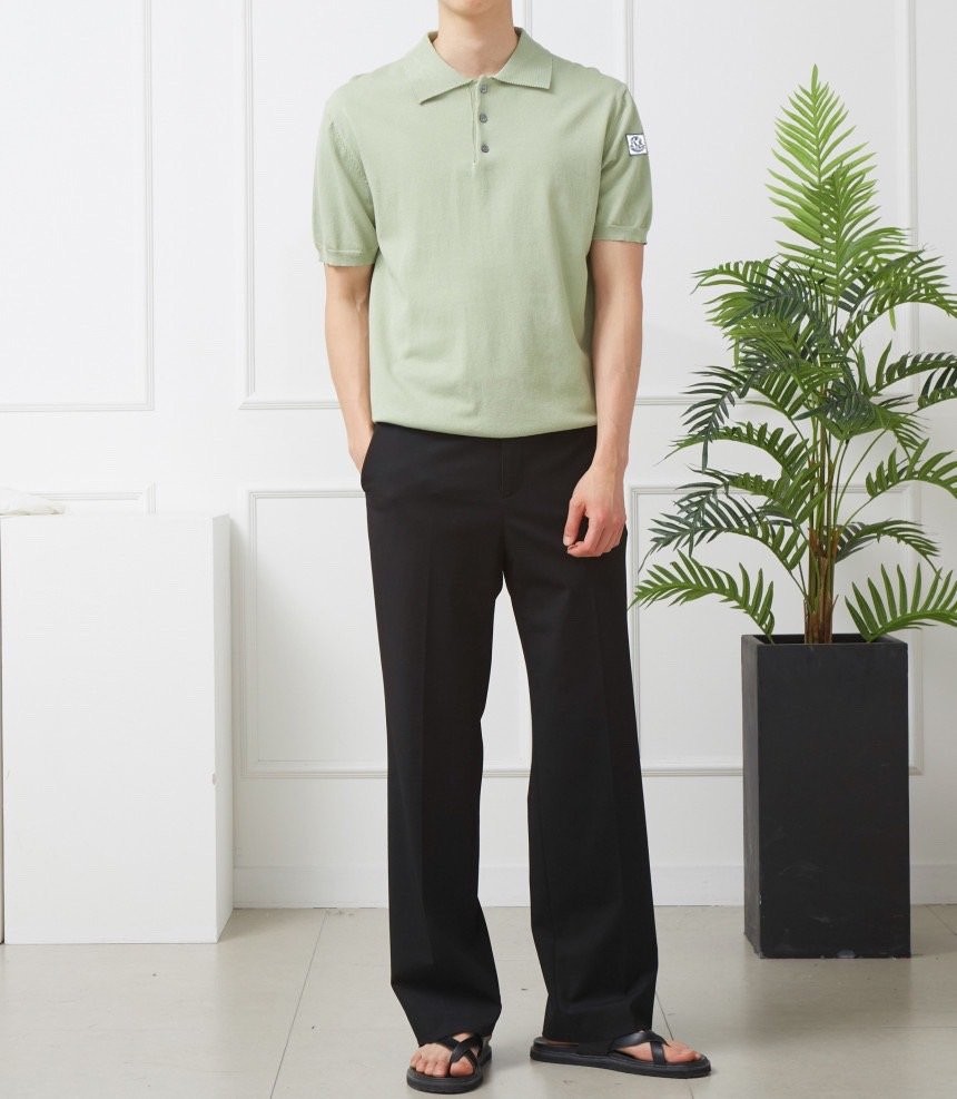 몽클레어 감마블루 버튼 카라 반팔 니트