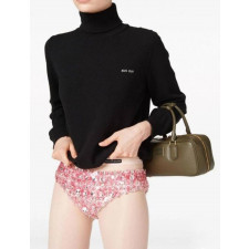 미우미우 소프트 폴라 터틀넥 니트