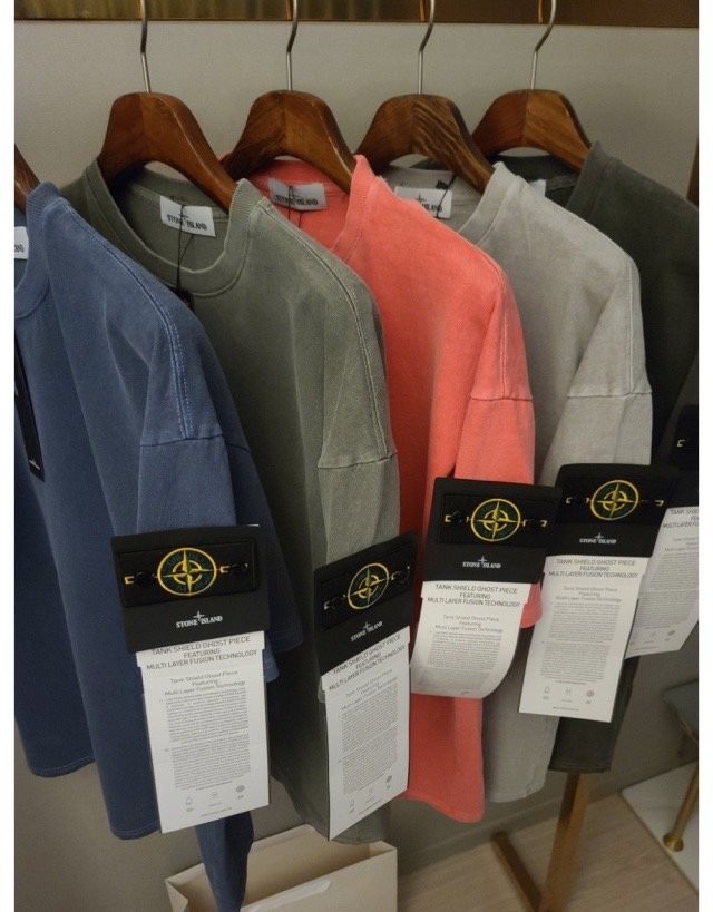 스톤아일랜드 피브릭 피그먼트 10수 와펜 반팔티