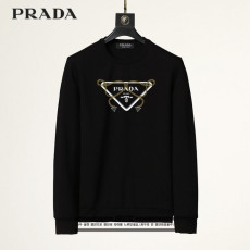프라다 사슬 고길 패턴 삼각 로고 맨투맨