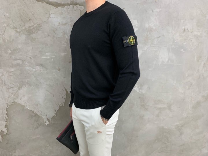 스톤아일랜드 와펜 베이직 니트