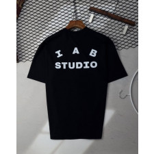 아이앱 스튜디오 레더 프린팅 반팔티