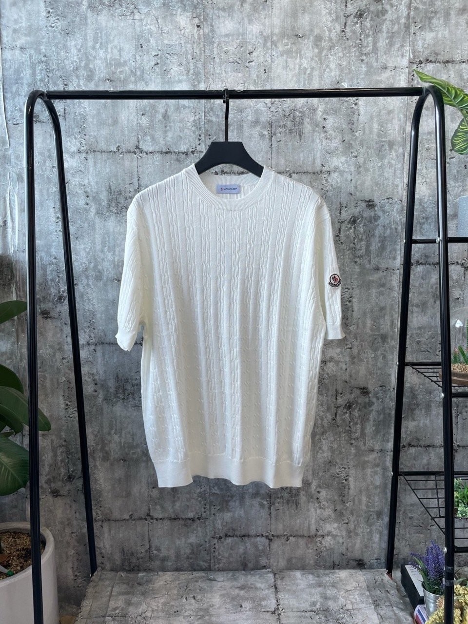 몽클레어 와펜 케이블 라운드 반팔 니트