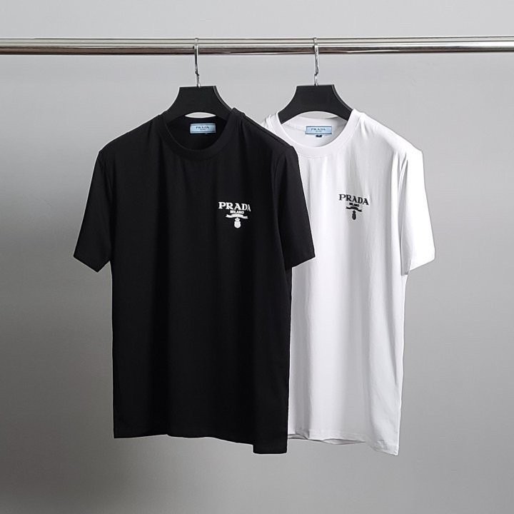 프라다 엠보 로고 라운드 반팔티