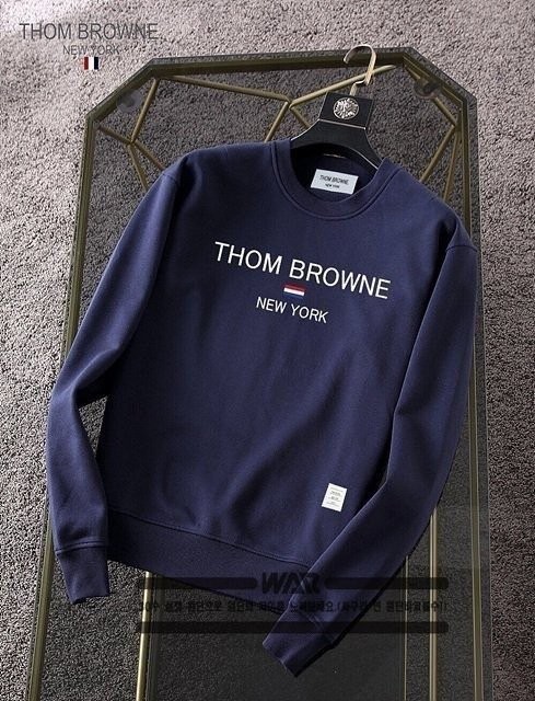 톰브라운 시그니쳐 레터링 맨투맨