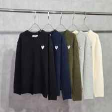 꼼데가르송 화이트 와펜 베이직 니트