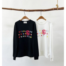 메종마르지엘라 레인보우 캔린더 프린팅 맨투맨