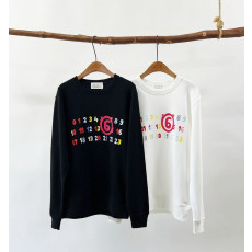 메종마르지엘라 레인보우 캔린더 프린팅 맨투맨