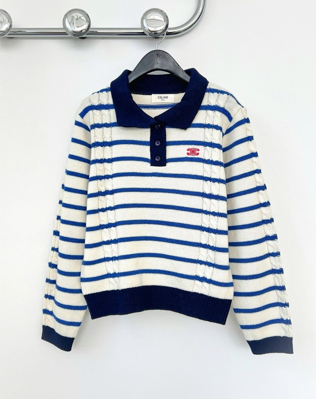 셀린느 여성 스트라이프 트리옹프 카라 니트