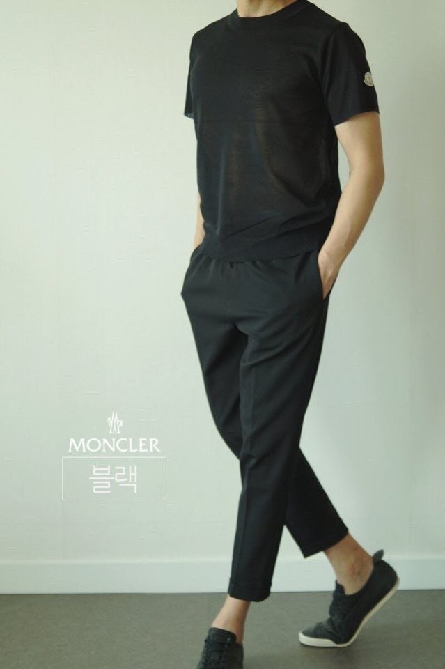 몽클레어 코튼 린넨 라운드 반팔 니트